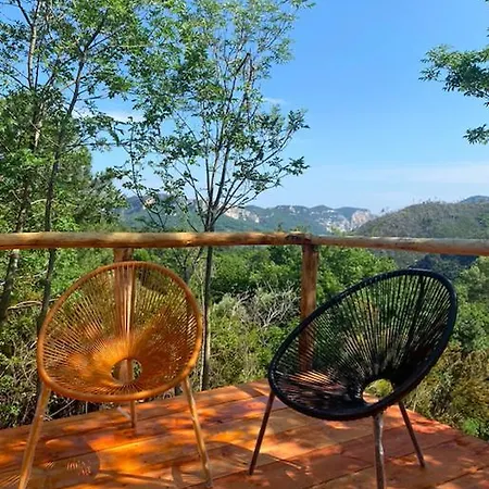 Sky House Experience Hotel *